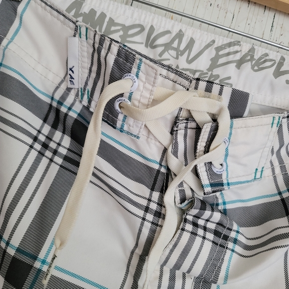 American Eagle Swim Shorts - Picture 2 of 3